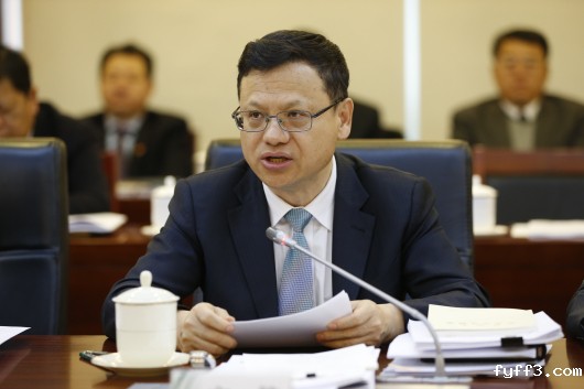 公司党组理论学习中心组召开专题（扩大）会议